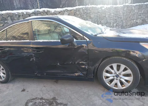 2015 Subaru Legacy 2.5I Premium z USA, uszkodzony, nr VIN 4S3BNAD68F3027517